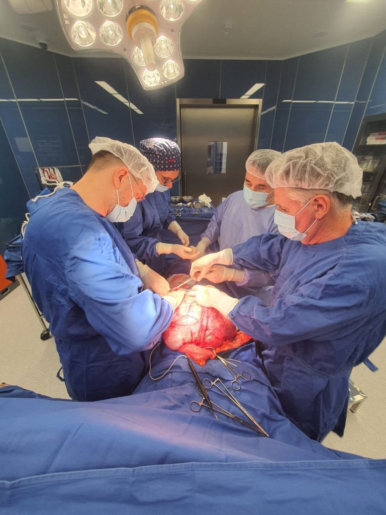 dr malenković dr korica new hospital hirurgija operacija tumora